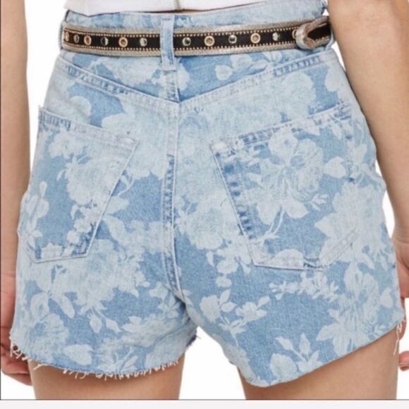 Topshop Mom Floral Jean Shorts Cutoff 2 Ashley - Picture 2 of 6